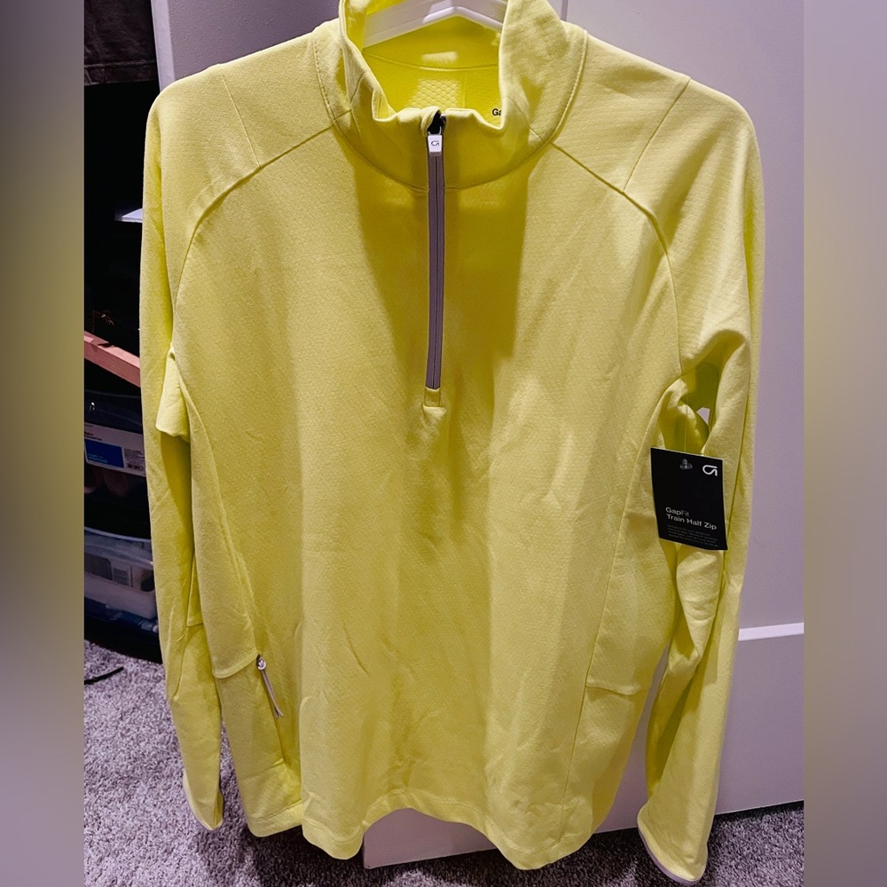 Gap, half zip Polyester dry fit long sleeve trainer, yellow  florescent size S.